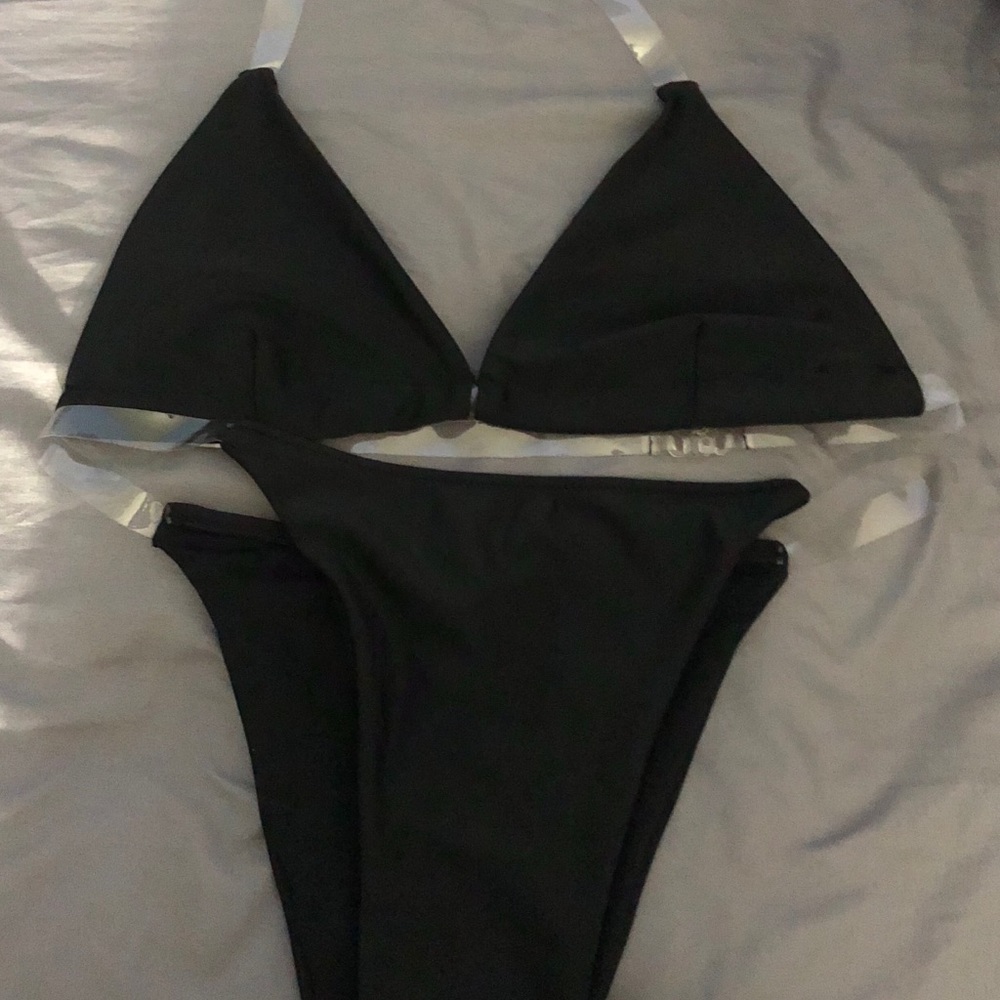 Black bikini.